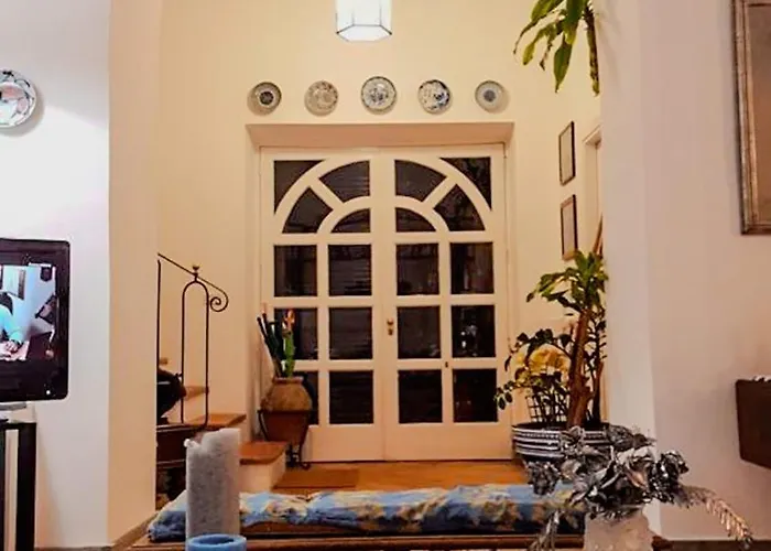 Вилла Giulia Поццуоли