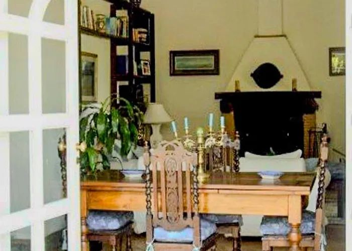 Giulia Поццуоли