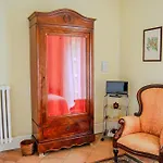 Giulia Villa